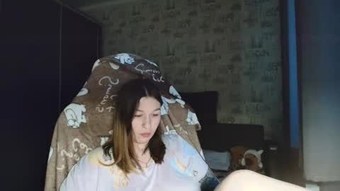 liliawoolf online show from March 18, 11:48 am