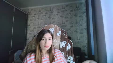 liliawoolf online show from June 19, 12:08 pm