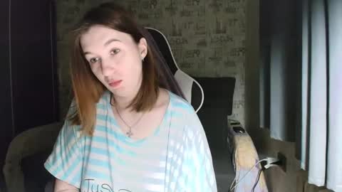 liliawoolf online show from December 19, 4:59 am