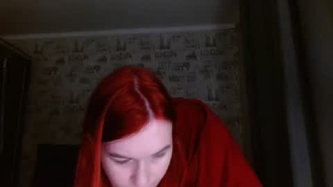 liliawoolf online show from March 4, 6:50 pm