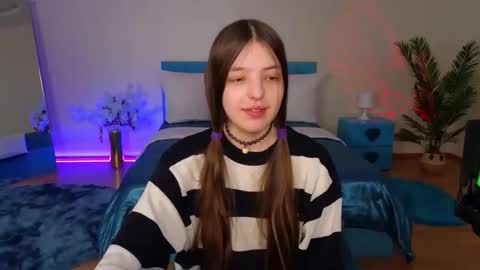 Lili Bakery online show from April 3, 3:26 am