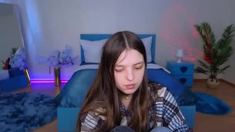 Lili Bakery online show from March 21, 8:19 am