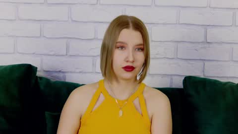 LiliLinn online show from February 3, 5:07 am