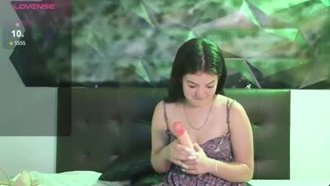 lilimini online show from January 10, 12:38 am