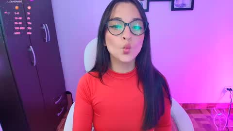 Leidy online show from February 24, 9:41 pm