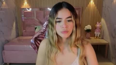 Lilith  online show from February 25, 9:02 pm