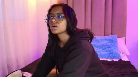 lilith_and_draven online show from November 25, 10:43 pm