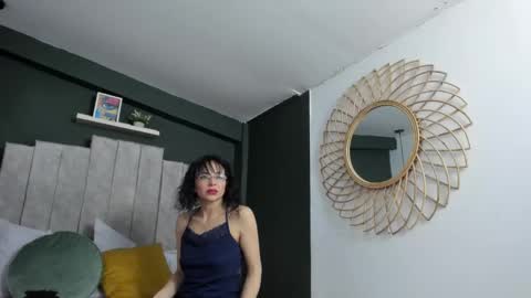 Lili  online show from December 17, 7:29 pm