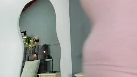 L I L I T H  online show from September 29, 11:37 am