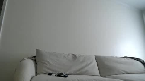 Jay  please help me reach 50 thumbs up online show from November 16, 8:20 pm