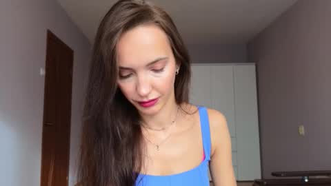 Lillian online show from September 29, 4:50 am