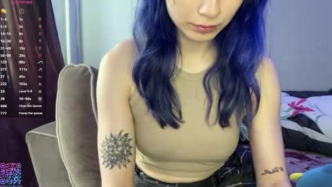 Amelia online show from June 3, 2:33 pm