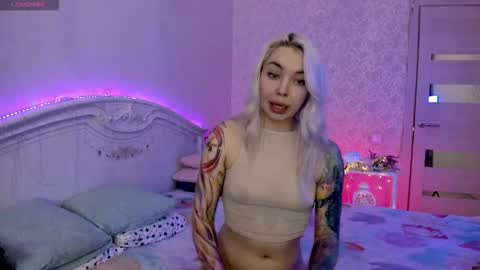 LilliMoore online show from November 16, 12:56 am