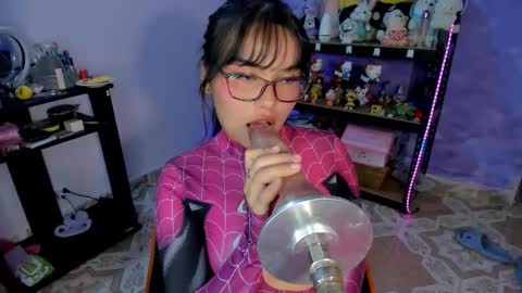 Lilly  online show from September 12, 2:56 am