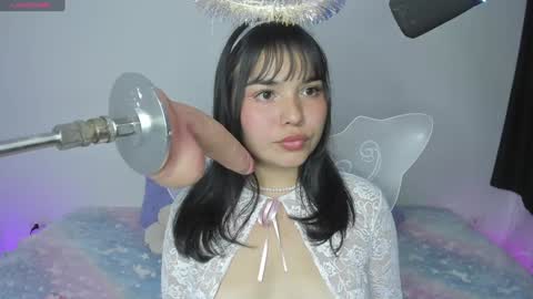 Lilly  online show from December 24, 3:05 am