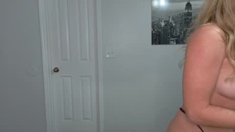 Lilly Baby Xo online show from January 3, 6:35 pm