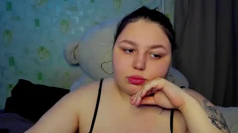 lillyhaigh online show from May 3, 10:57 pm