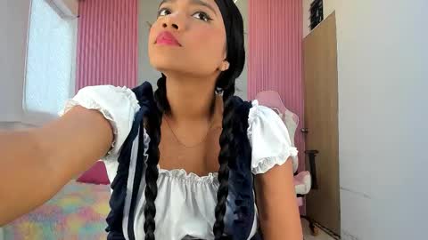 lillyy16 online show from March 14, 11:44 am