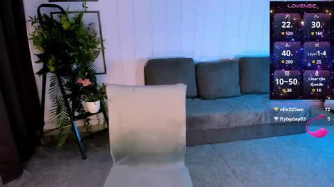 lily_dallass online show from January 16, 10:55 pm