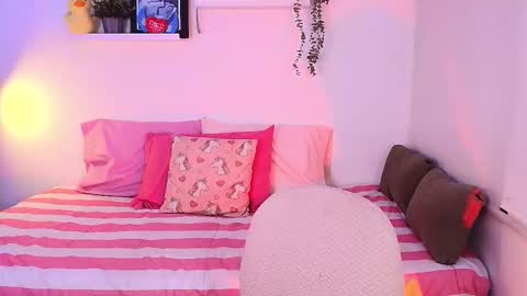 just lily online show from February 12, 11:17 pm