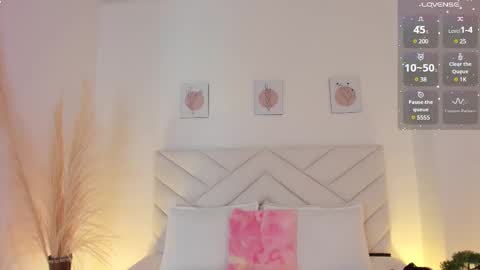   online show from February 19, 5:27 pm