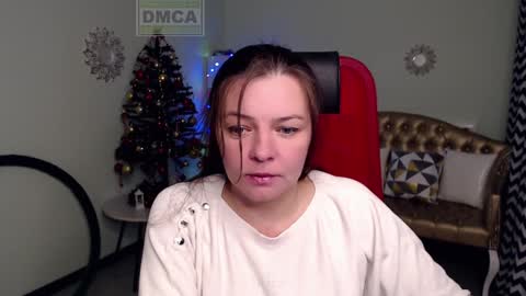 Lily online show from December 27, 3:53 am