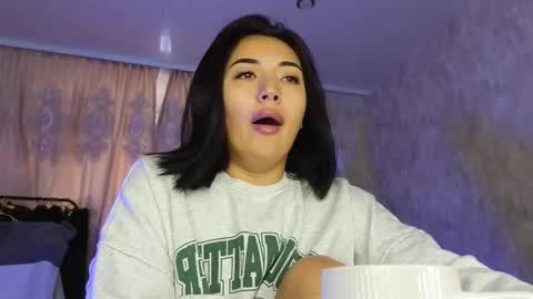 Lily online show from February 7, 6:17 am