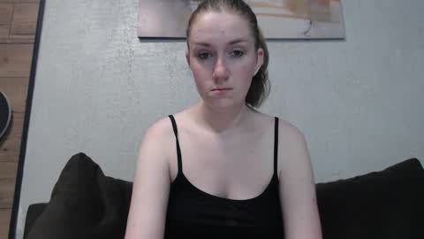 lily_love_x online show from September 28, 12:17 am
