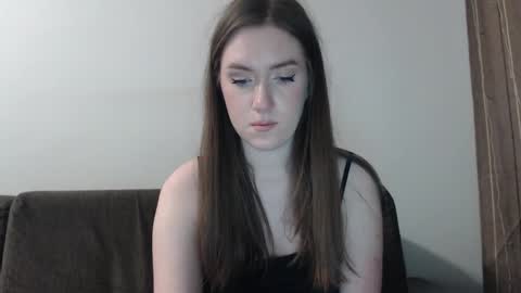 lily_love_x online show from February 24, 3:10 am