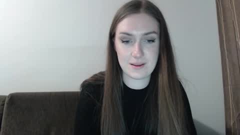 lily_love_x online show from March 3, 1:17 am