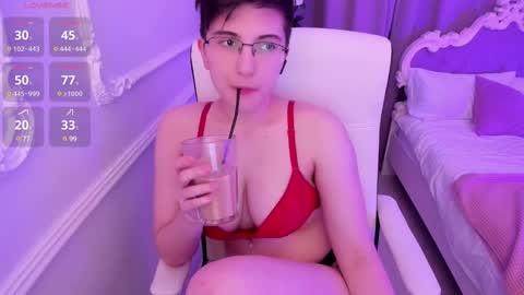 Lily online show from February 28, 1:05 am