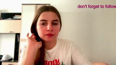 Lily online show from December 19, 11:29 am