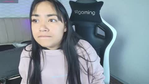 lily_waist online show from November 7, 11:16 am