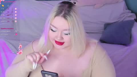 Lily online show from February 15, 4:45 pm