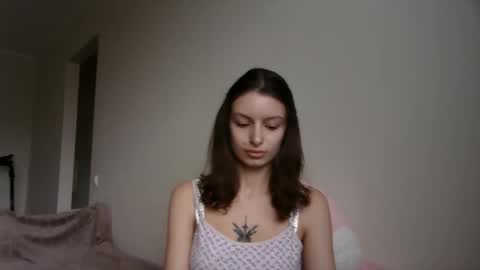 lilycandy_ online show from November 11, 9:39 am