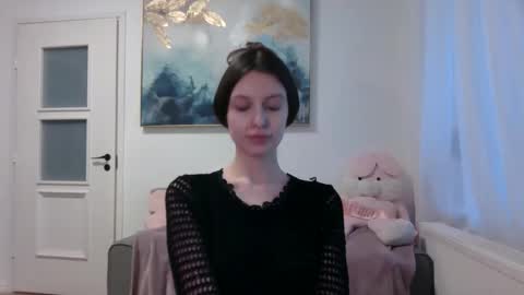 lilycandy_ online show from March 3, 3:29 pm