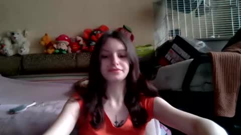 lilycandy_ online show from February 8, 9:35 am