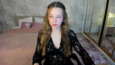 lilyeblake online show from March 18, 7:30 pm