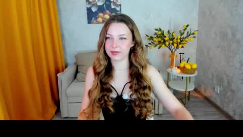 lilyeblake online show from April 15, 7:36 pm