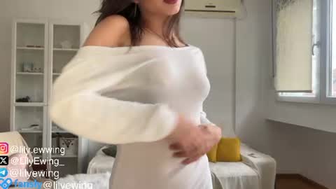 Lily   online show from July 23, 3:53 pm