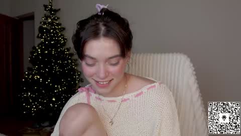 Lily   online show from December 24, 3:47 pm