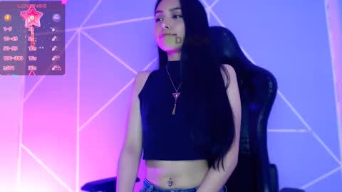 Liliana louise online show from October 14, 10:34 pm