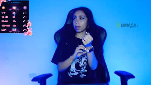 Liliana louise online show from March 3, 2:31 pm