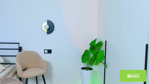 Lily online show from March 25, 2:28 am