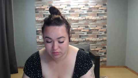 busty princess online show from October 5, 7:35 am