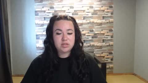 busty princess online show from May 23, 7:39 am