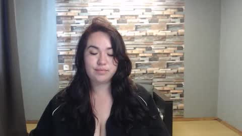 busty princess online show from May 16, 6:27 am