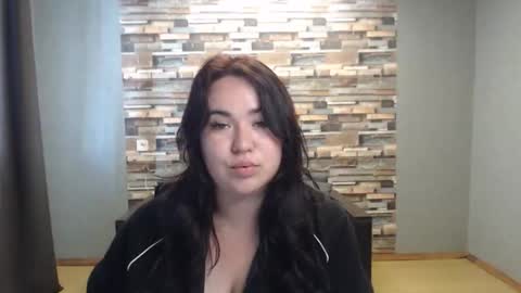 busty princess online show from May 16, 10:36 am