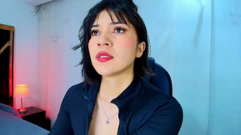  Lina Bedoya  online show from April 13, 11:33 am