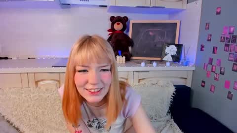 Lina blueeyed    GMT3 1100-1700 Mon Wed Thu Sat Sun online show from January 31, 6:35 am